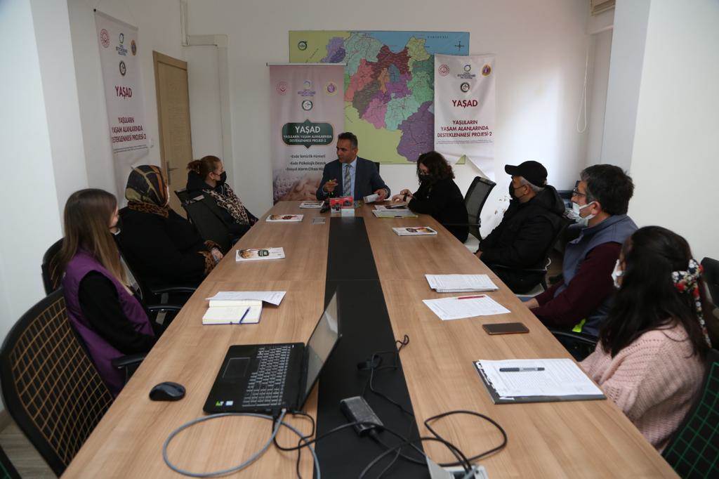 “AKILLI YETİŞKİN SAATİ PROJESİ’ HAYATA GEÇTİ